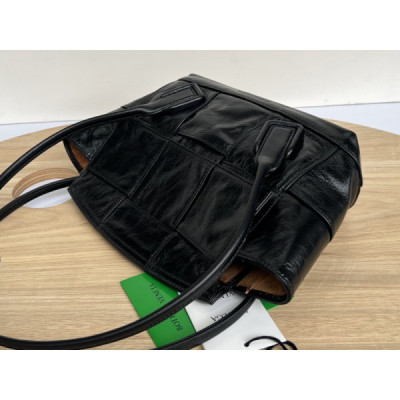 Bottega Veneta Arco Bag-23x21X9CM