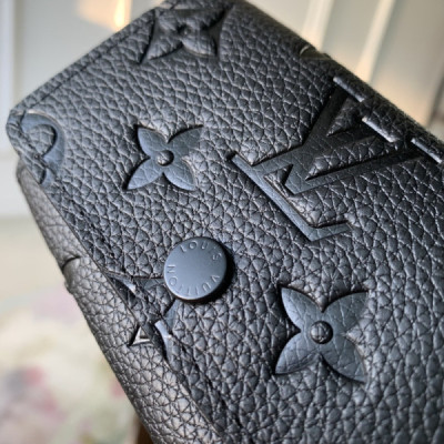 Louis Vuitton Wallet-M82604-12*7*2CM