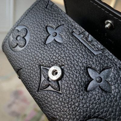 Louis Vuitton Wallet-M82604-12*7*2CM