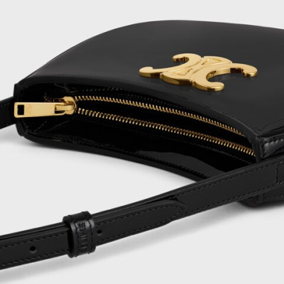 CELINE MEDIUM TILLY BAG in PATENT CALFSKIN