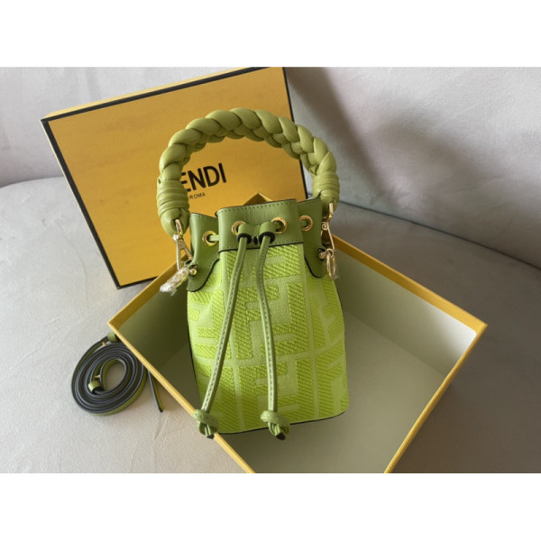 Fendi Mini Mon Tresor Bag -12x18x10CM