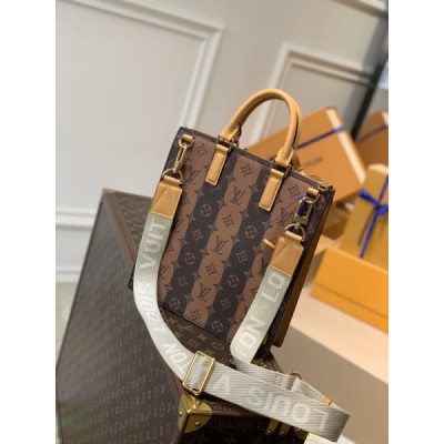 Louis Vuitton Sac Plat-26.0 x 28.5 x 6CM