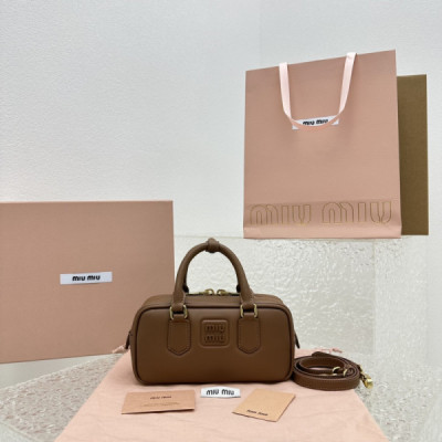 MiuMiu SS23 Softy Padded Bag-22*10*7.5CM