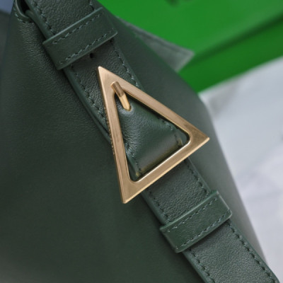 Bottega VenetaCradle Tote-30x23x16CM