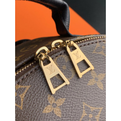 Louis Vuitton MM Backpack-28*33*16CM