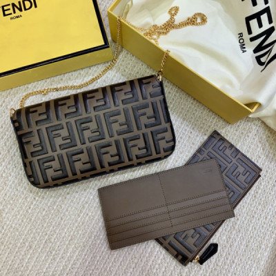 FendI Chian Bag-22x12x3CM
