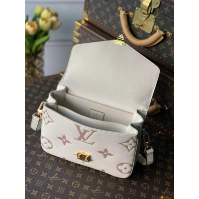 Louis Vuitton Pochette Metis Handbags-25*19*7CM