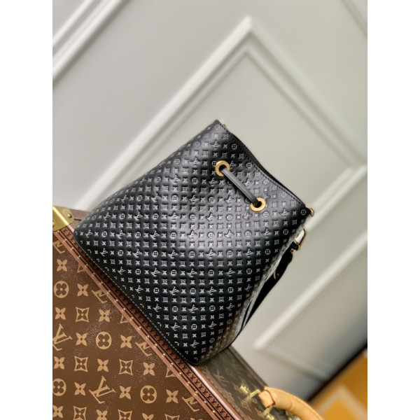 Louis Vuitton NéoNoé Bucket Bag -M46581- 20 x 20 x 13 CM