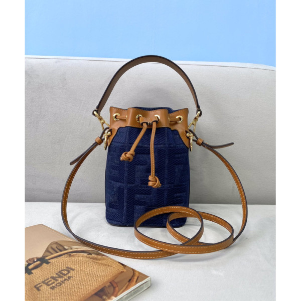 Fendi Mini Mon Tresor Bag -12x18x10CM
