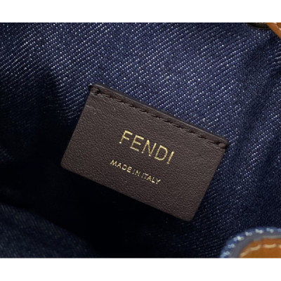 Fendi Mini Mon Tresor Bag -12x18x10CM