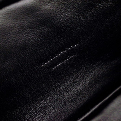 YSL Mini Lou Camera Bag-‎19*11*5CM