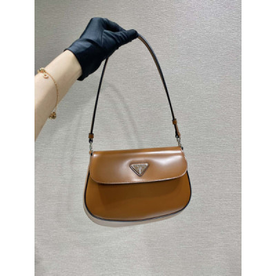 Prada Cleo Handbags-Patent Leather-23*18*4CM