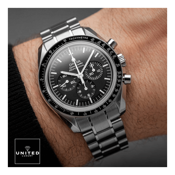 Omega Apollo Replica