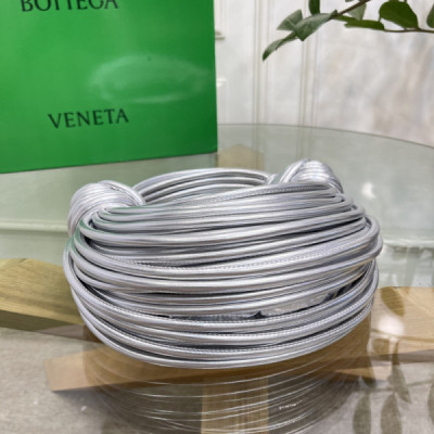 Bottega Jodie-22×6.5×15.5CM