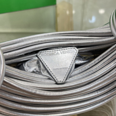 Bottega Jodie-22×6.5×15.5CM