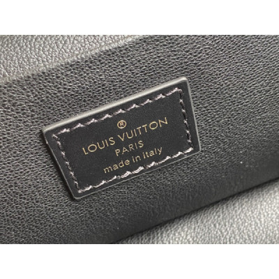 Louis Vuitton Cosmetic Bag-20*13.5*12CM