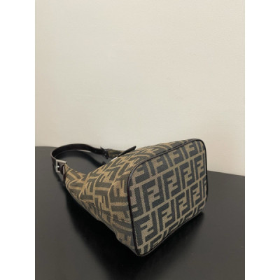 Fendi Vintage Handbags-19x15x14CM