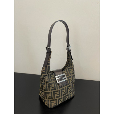 Fendi Vintage Handbags-19x15x14CM