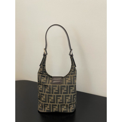 Fendi Vintage Handbags-19x15x14CM