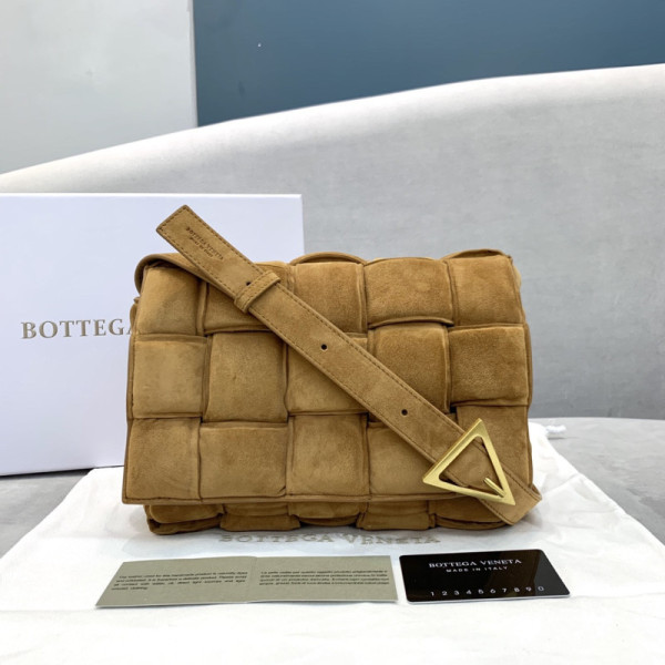 Bottega Veneta Padded Cassette Bag-26*18*8CM