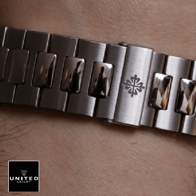 Patek-Philippe-5711-1A-010-replica-clasp