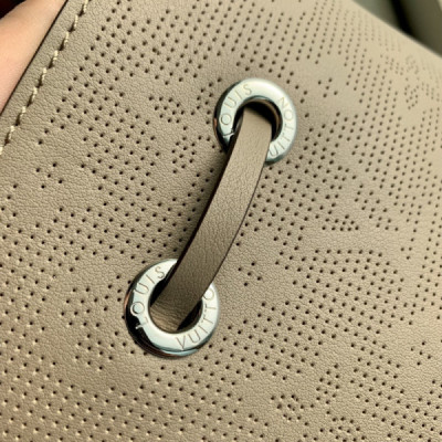 Louis Vuitton Bella Tote Bag-M57201-19*22*14CM