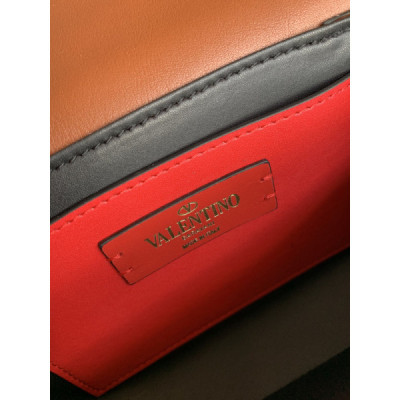 Valentino Garavani Supervee Handbags-18*8*15CM