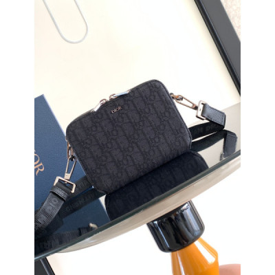 Diro Essentials Bag-17*12.5CM