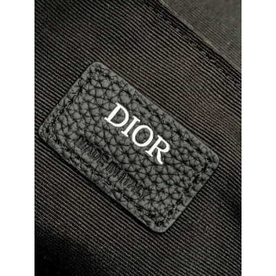 Diro Explorer Crossbody Bag-20 x 15 x 5CM