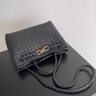 Bottega Veneta Andiamo-32*24*12CM