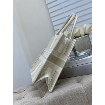 Diro Small Book Tote-36.5CM