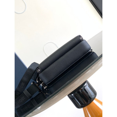 Diro Oblique HandleBag-17 x 12.5 x 55CM