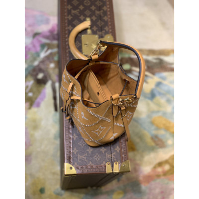 Louis Vuitton M46023 NeoNoe BB Handbag-20*20*13CM