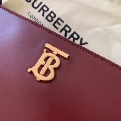 Burberry Armpit Bag-28X14X5CM