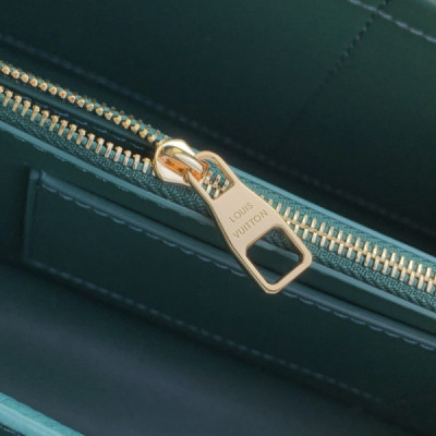 Louis Vuitton Capucines BB-M21164-27*18*9CM