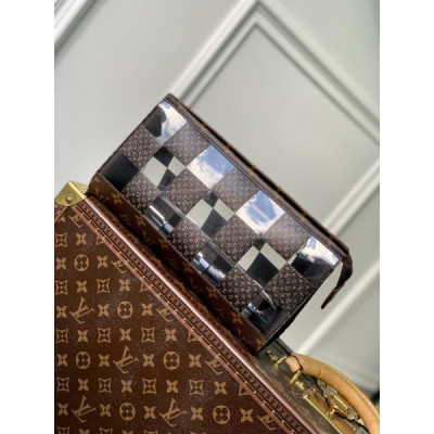 Louis Vuitton Standing Pouch-25*15*9CM