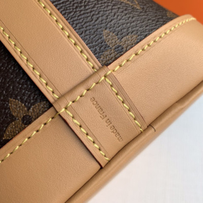 Louis Vuitton NéoNoé Bucket Bag -24 x 22 x 15CM