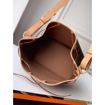Louis Vuitton NéoNoé Bucket Bag -24 x 22 x 15CM