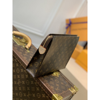 Louis Vuitton Toiletry Pouch 26-26*20*5CM