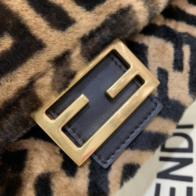 FendI Medium Baguette Bag-26x15x4CM