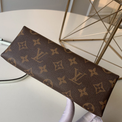 Louis Vuitton Locky BB Bag -21* 17.0*8CM