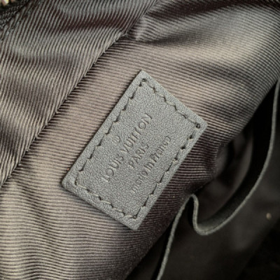 Louis Vuitton Pouch-26*17*71CM