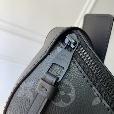 Louis Vuitton Moon Crossbody Bag-24.5 x 16 x 4.55CM