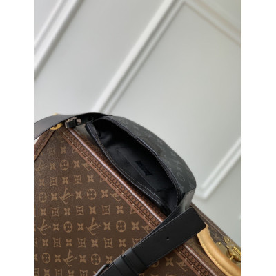 Louis Vuitton Moon Crossbody Bag-24.5 x 16 x 4.55CM