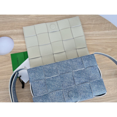 Bottega Veneta Cassette Bag-23x15x6CM