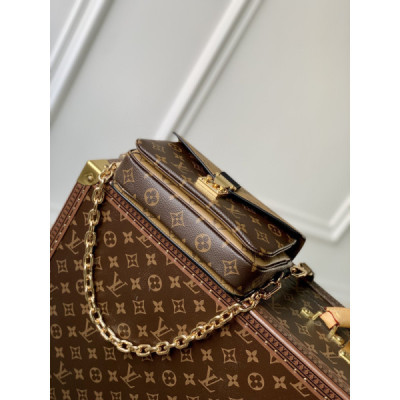 Louis Vuitton Pochette Metis Handbags-21.5*13.5*6CM