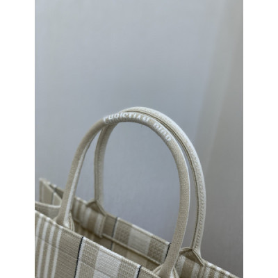 Diro Small Book Tote-36.5CM