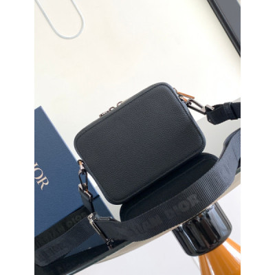 Diro Oblique HandleBag-17 x 12.5 x 55CM