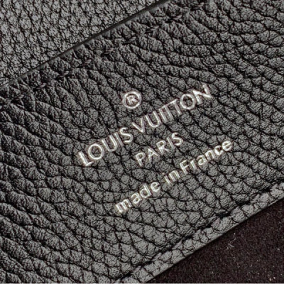 Louis Vuitton Backpack M54573-16*19.4*10CM