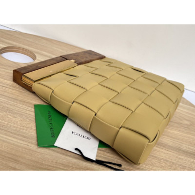 Bottega Nappa Pouch-28*26*5CM